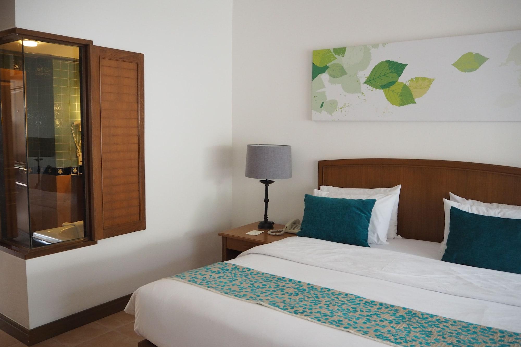 Woodlands Hotel And Resort Pattaya Bagian luar foto