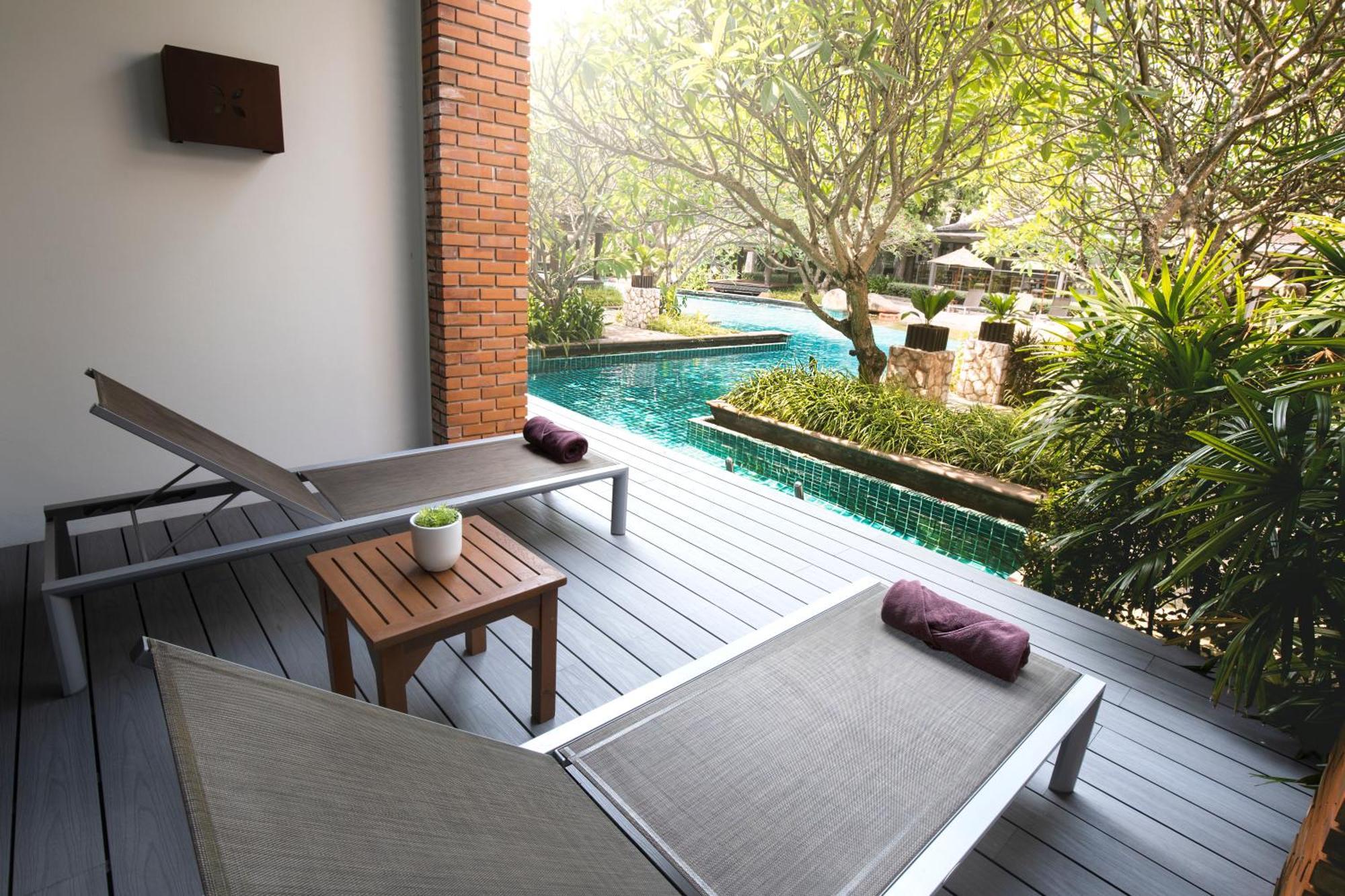 Woodlands Hotel And Resort Pattaya Bagian luar foto