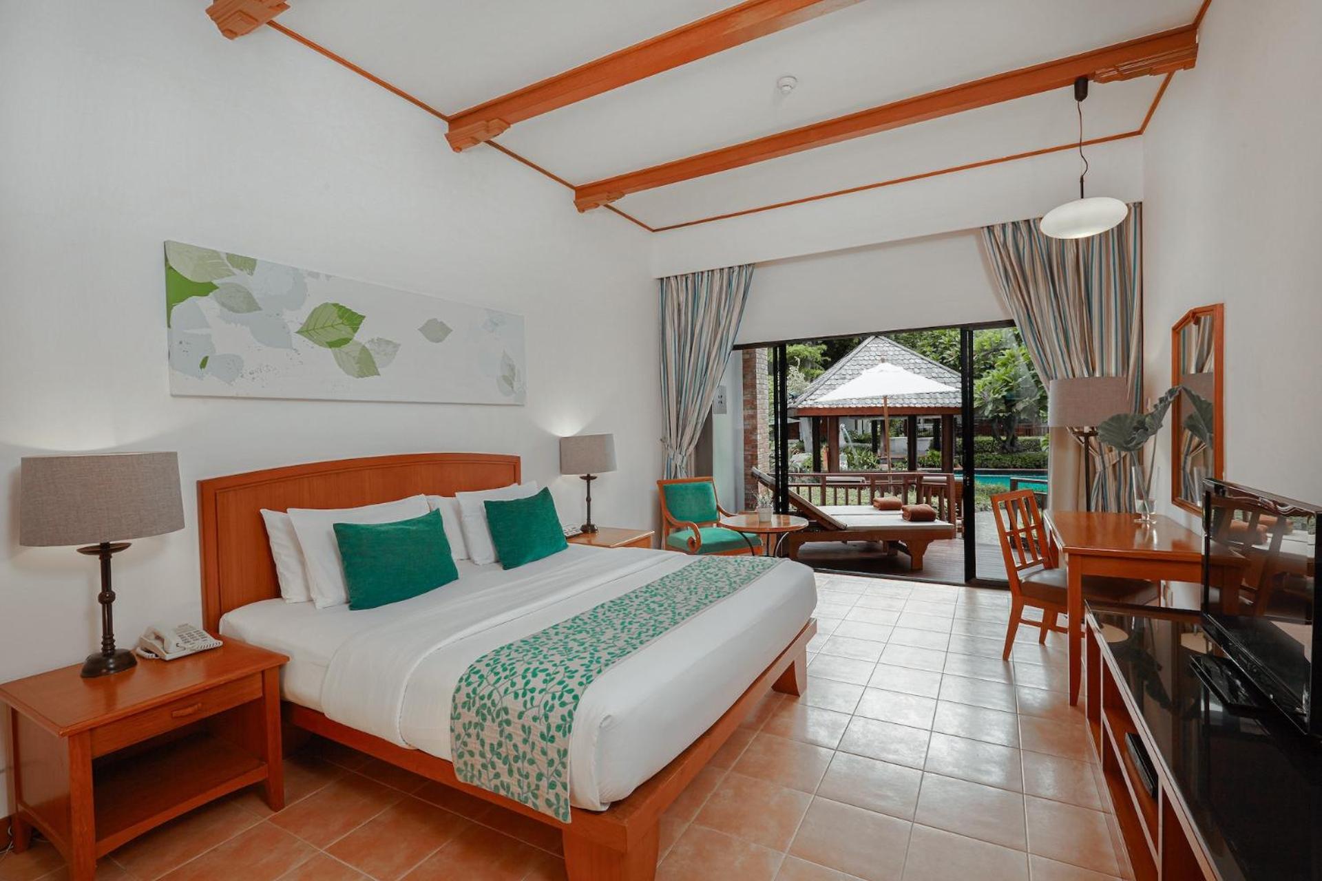 Woodlands Hotel And Resort Pattaya Bagian luar foto