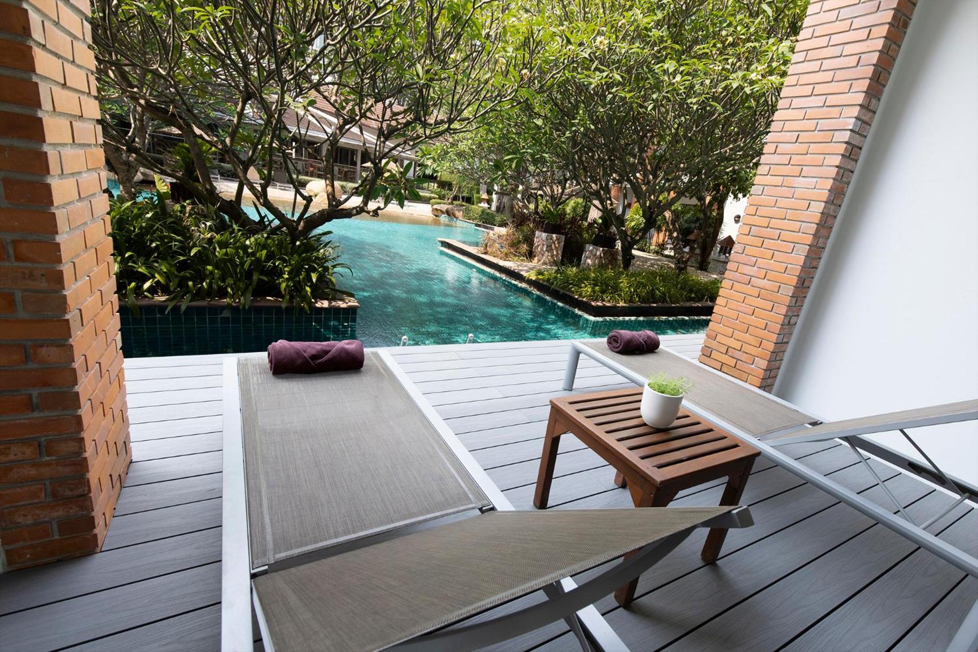 Woodlands Hotel And Resort Pattaya Bagian luar foto