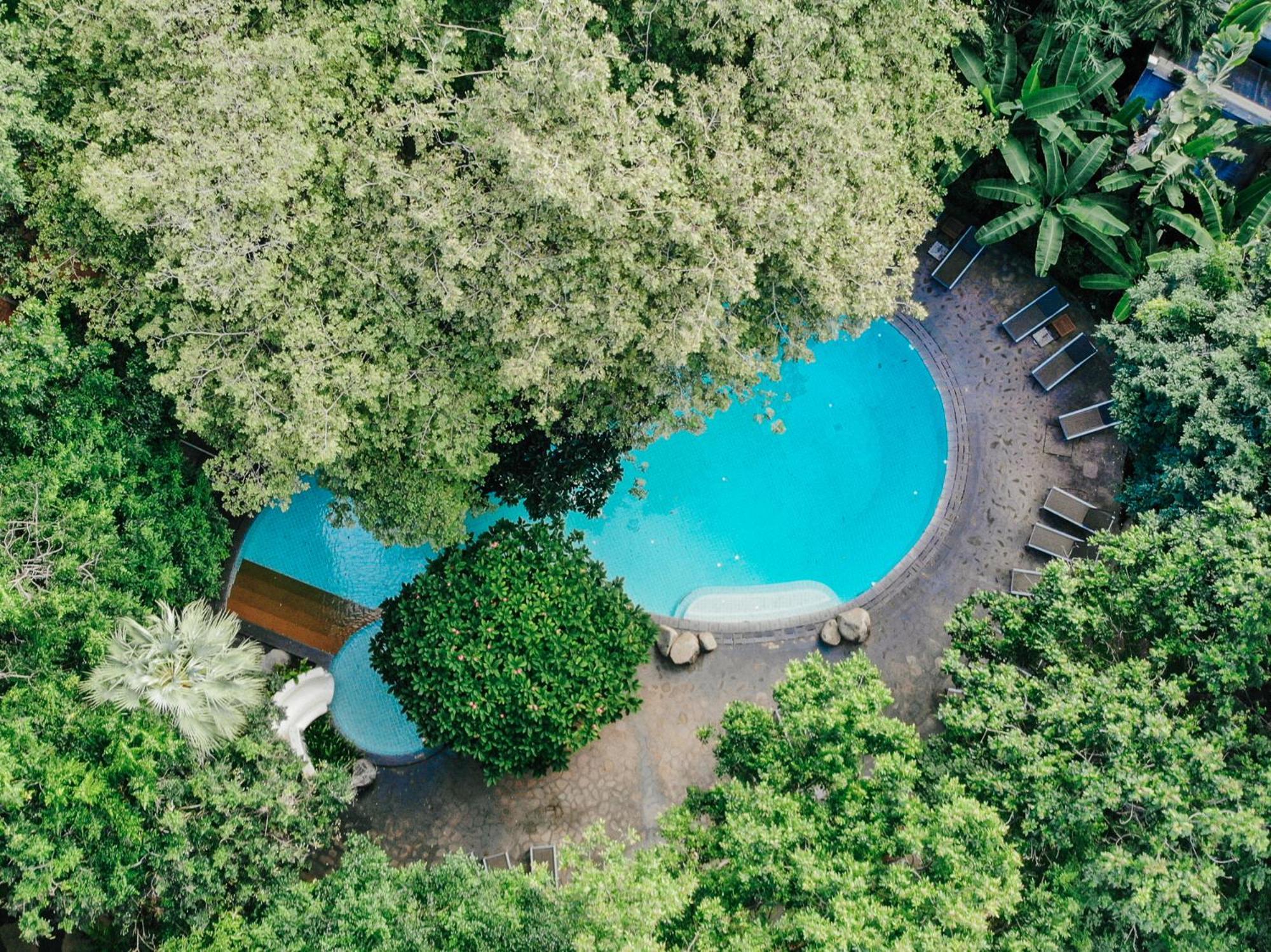 Woodlands Hotel And Resort Pattaya Bagian luar foto