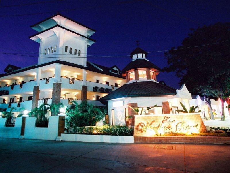 Woodlands Hotel And Resort Pattaya Bagian luar foto